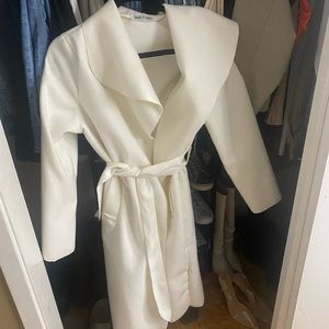 White long coat boohoo